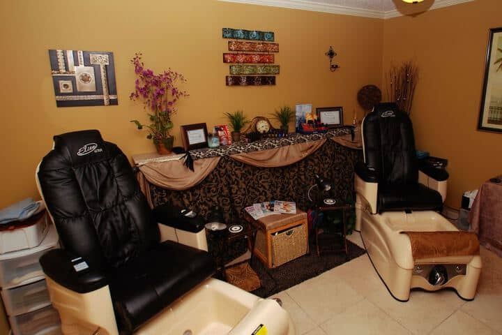 Nail salon